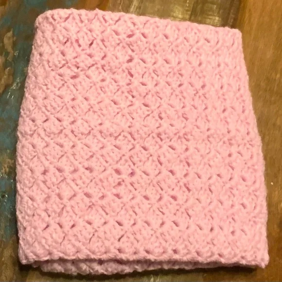 Handmade Pink Crochet Blanket - Picture 2 of 4